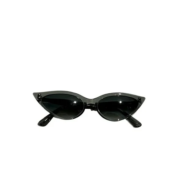 Illesteva | Accessories | Illesteva Vivienne Cat Eye  display picture 2